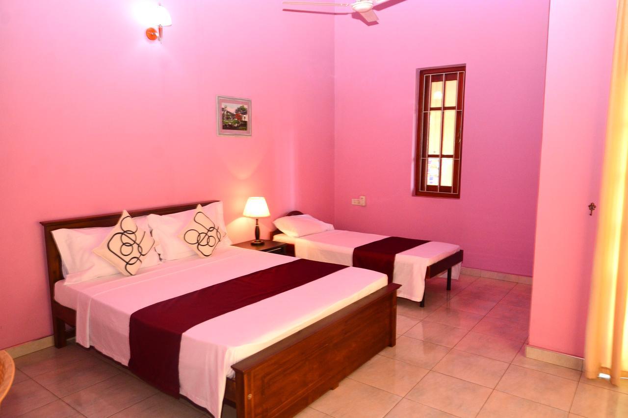 Robi Garden Villa Негомбо Экстерьер фото